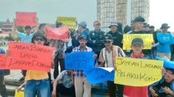 Ratusan Massa GEMI Demo Kejari dan Pendopo, Desak Pengusutan Kasus Dugaan Korupsi di Indramayu