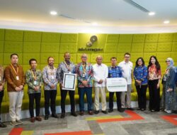Kolaborasi Pertamina Drilling dan ADES Dukung Renovasi Masjid Daarul Ilmi PNJ