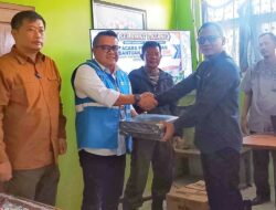 SMKN 1 Sukra Terima Bantuan APS dari PLN NP UP Indramayu